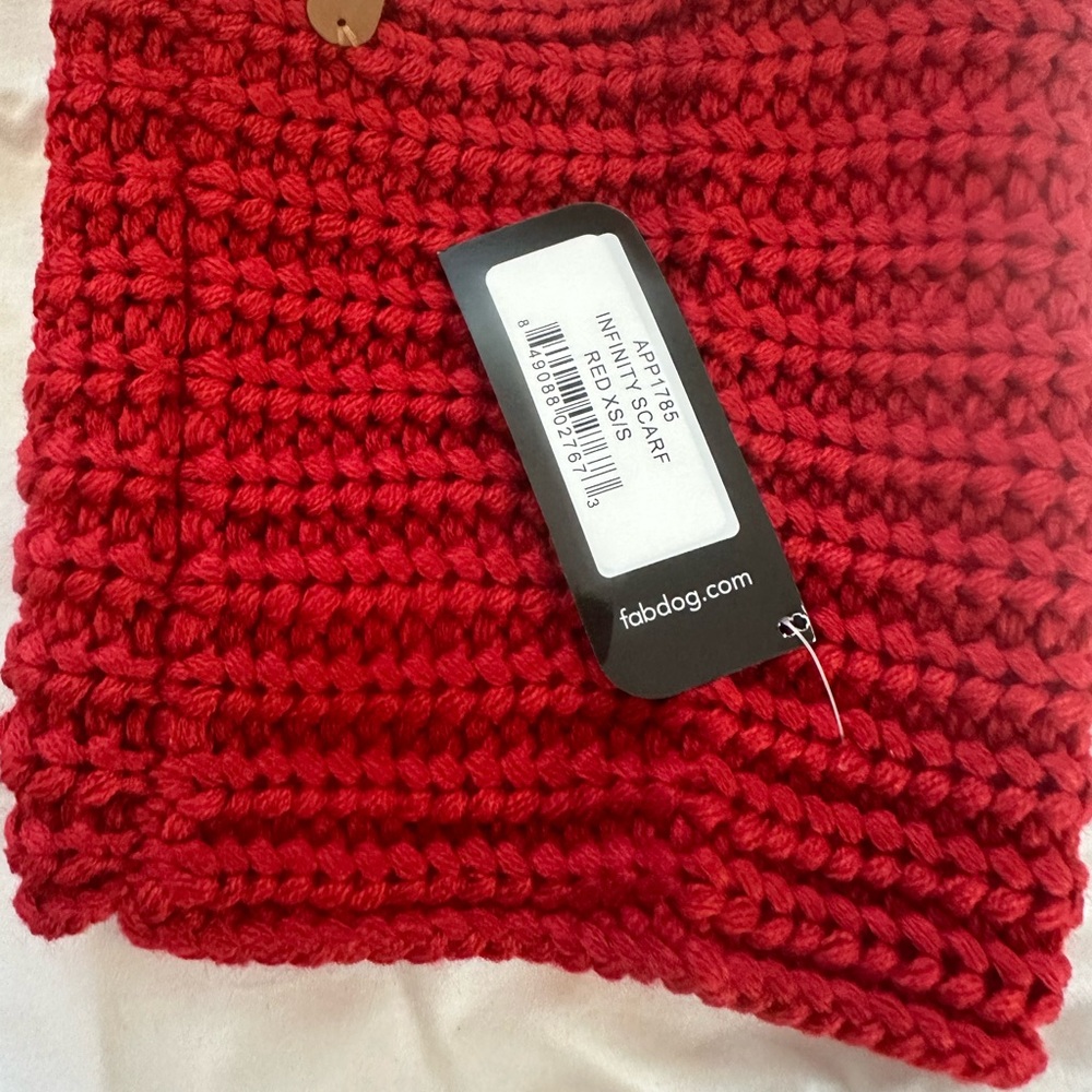 FabDog knit Infinity Scarf - Picture 6 of 7